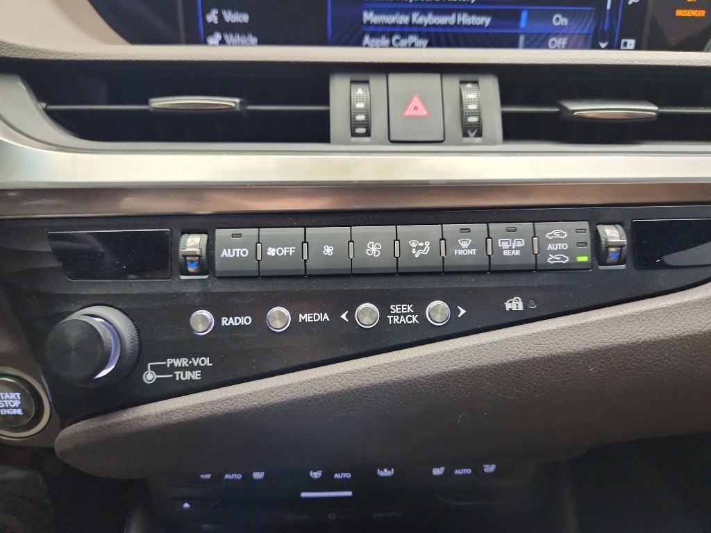 Used 2019 Lexus ES 350 w/ Accessory Package 2 image 25