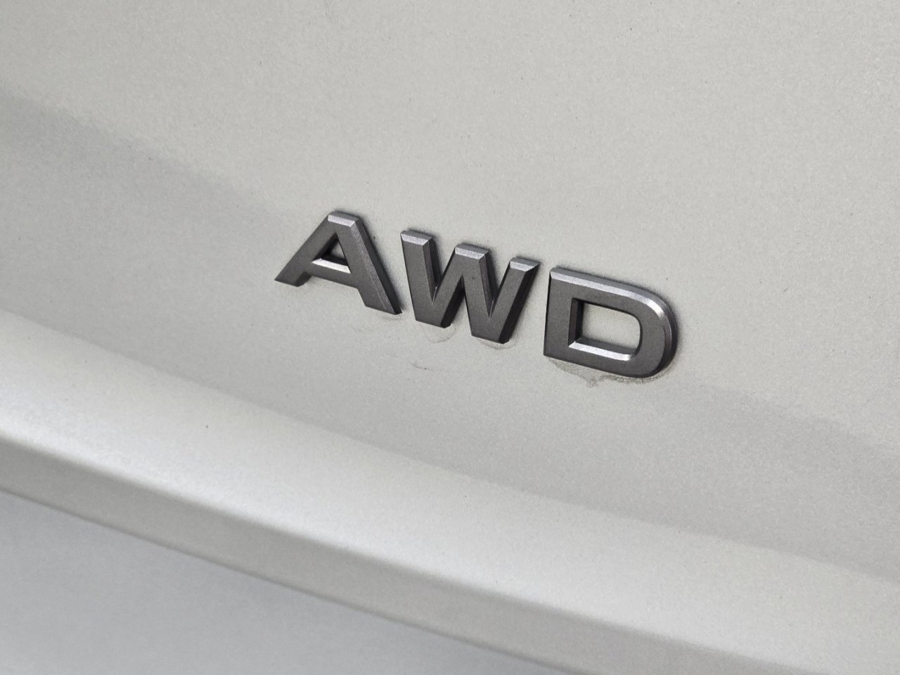 Used 2024 Nissan Rogue S image 16