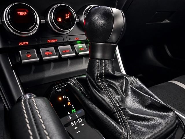 Used 2022 Toyota GR86 Premium RWD image 17