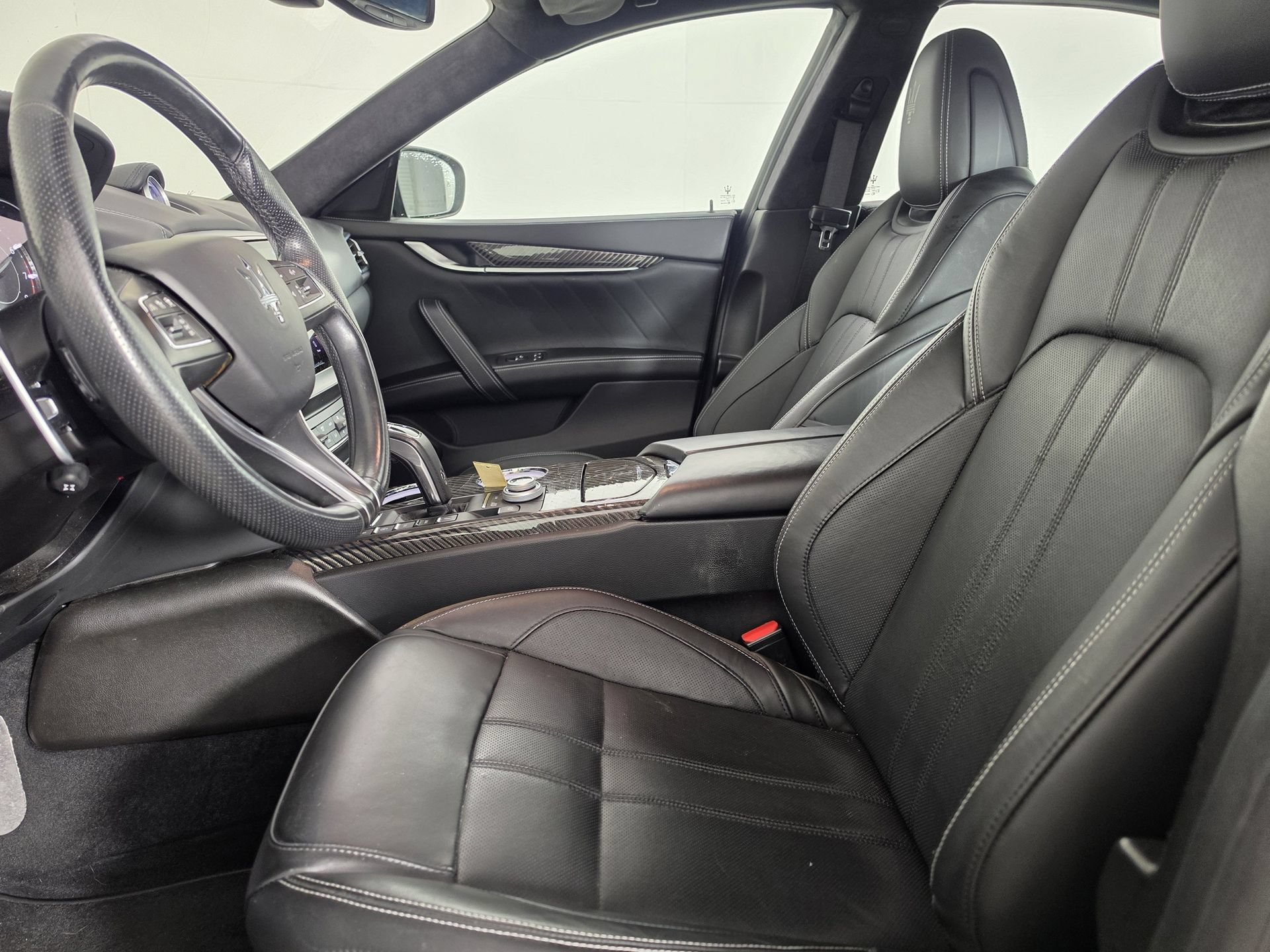Used 2023 Maserati Ghibli Modena Q4 AWD/4WD image 9