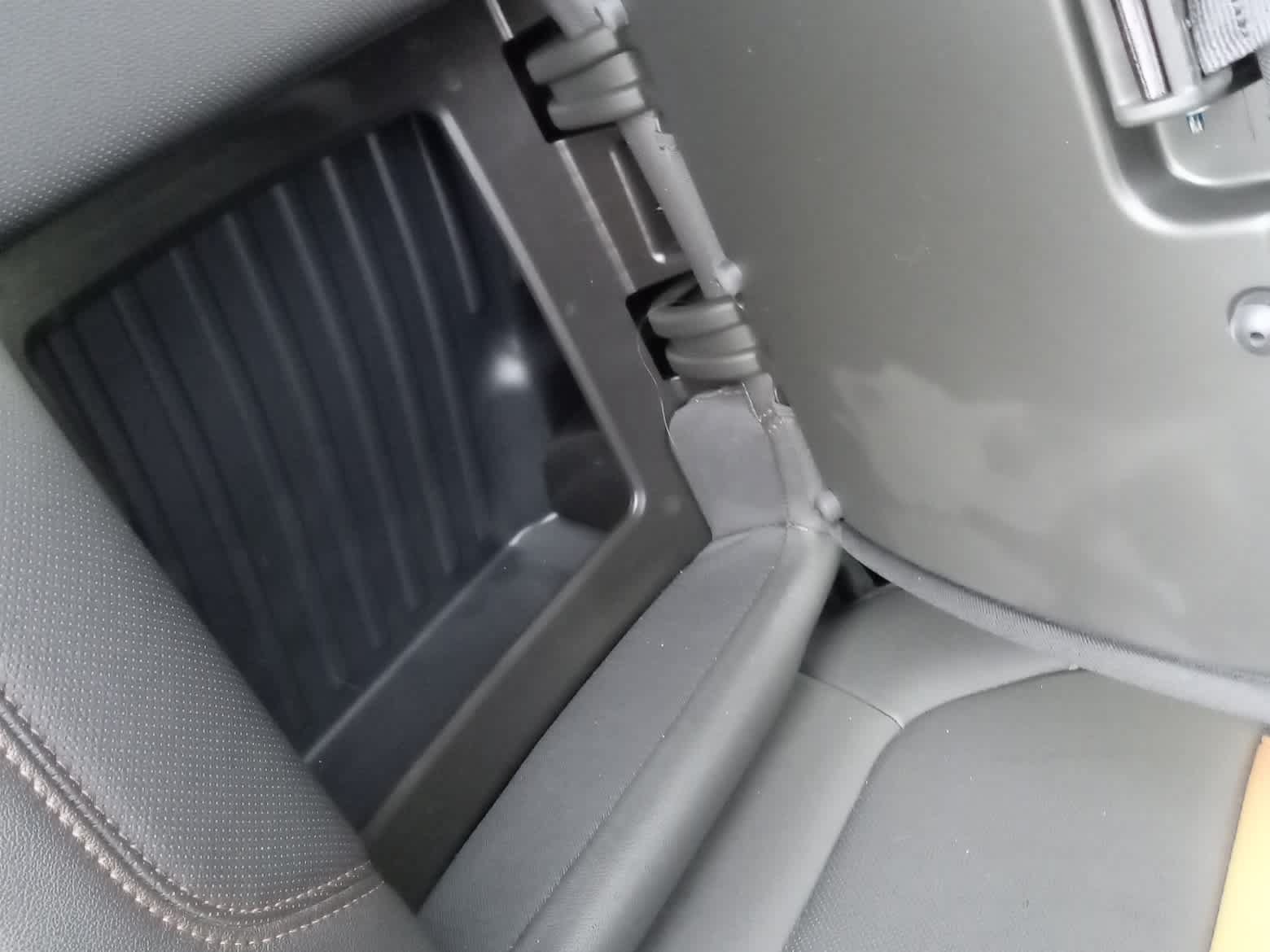 Used 2021 GMC Sierra 1500 AT4 AWD/4WD image 32