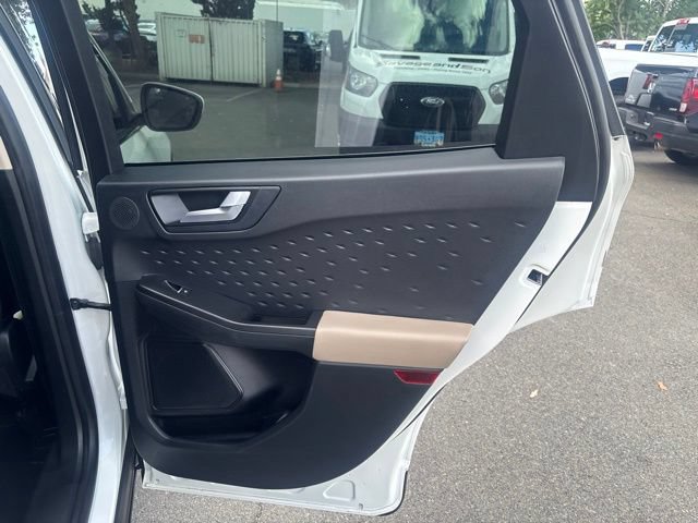 Used 2020 Ford Escape Titanium AWD/4WD image 38