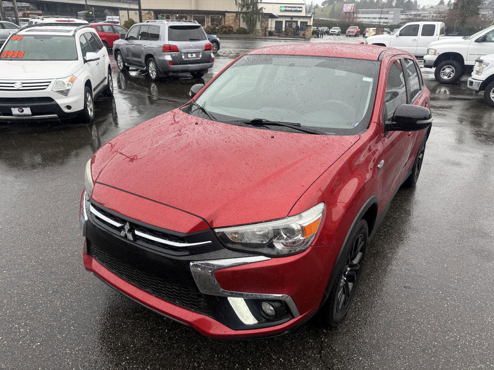 Used 2018 Mitsubishi Outlander Sport LE image 2