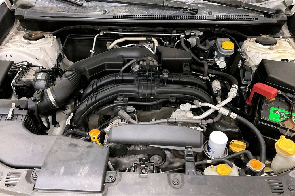 Used 2019 Subaru Crosstrek 2.0i Premium w/ Eyesight System image 9