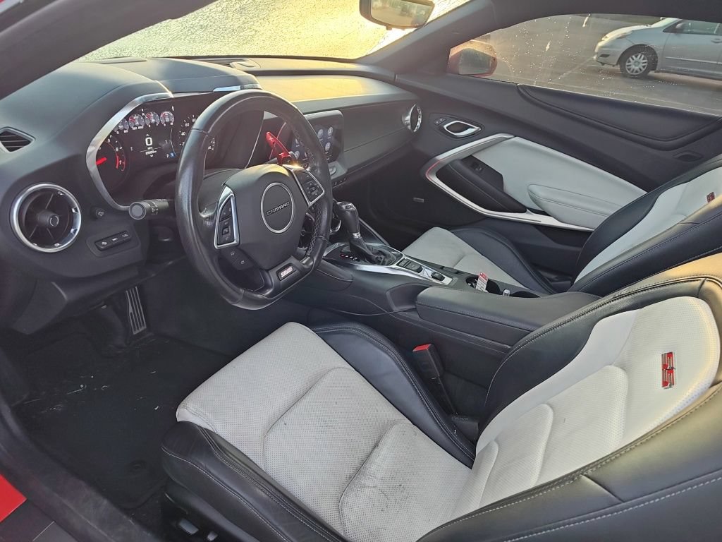 Used 2024 Chevrolet Camaro SS RWD image 9