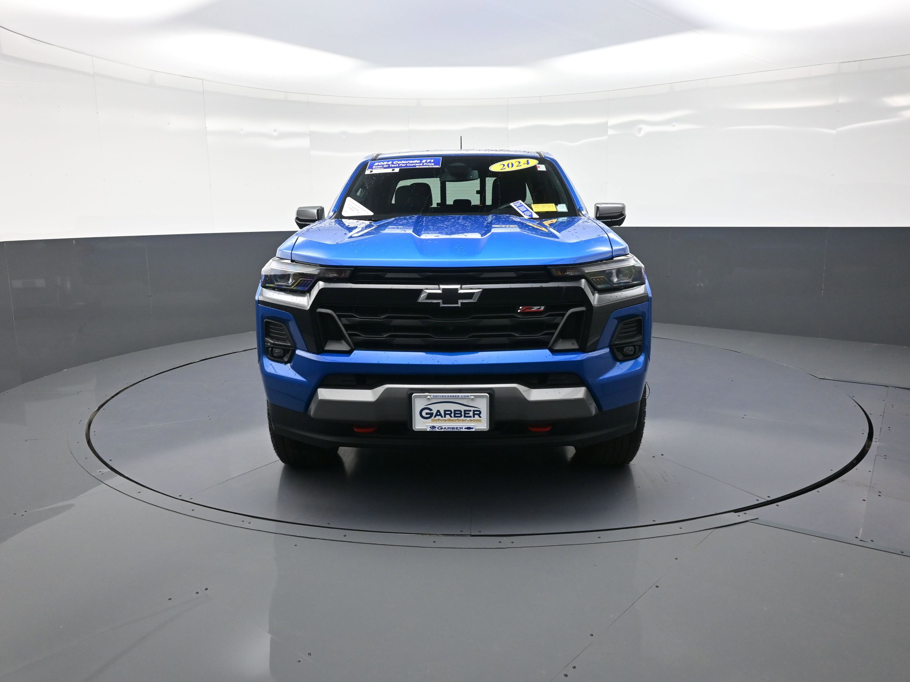 Used 2024 Chevrolet Colorado Z71 w/ Z71 Convenience Package 2 image 8