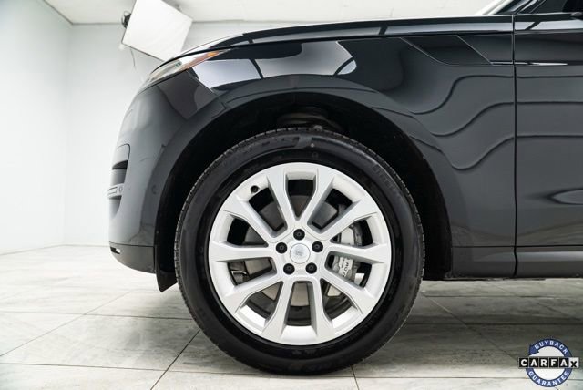 Used 2025 Land Rover Range Rover Sport image 32