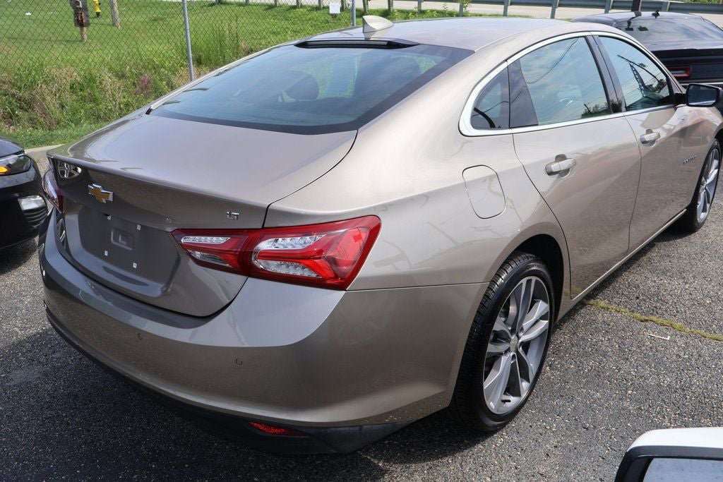 Used 2024 Chevrolet Malibu LT image 3