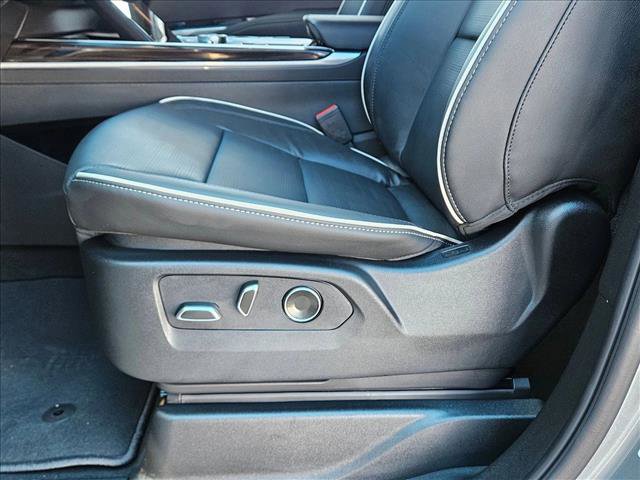 New 2026 Cadillac Escalade Luxury w/ Touring Package AWD/4WD image 4