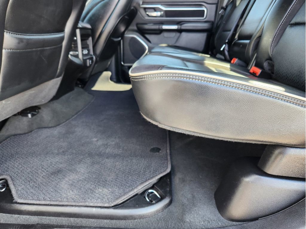 Used 2024 RAM 1500 Laramie image 9