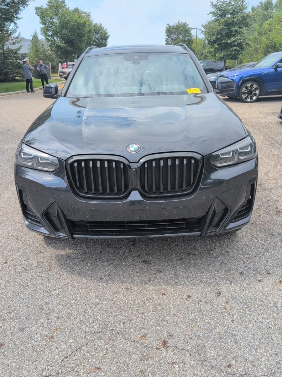 Used 2024 BMW X3 xDrive30i w/ Premium Package AWD/4WD image 2