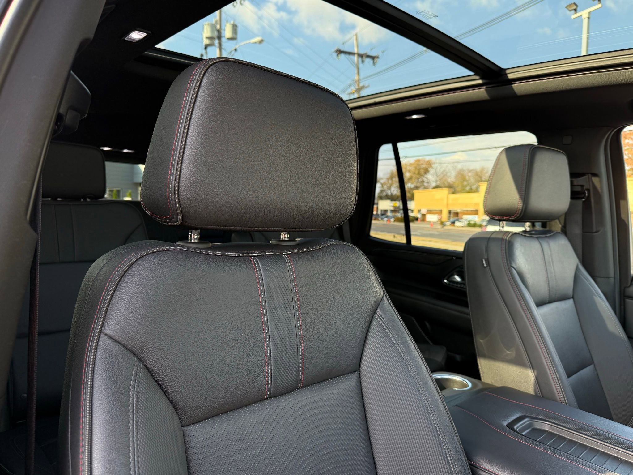 Used 2022 Chevrolet Tahoe RST w/ Luxury Package image 20