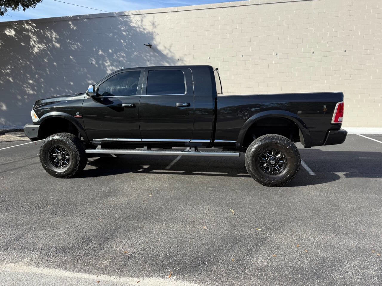 Used 2017 RAM 2500 Limited image 12