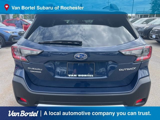 Used 2023 Subaru Outback Limited AWD/4WD image 5