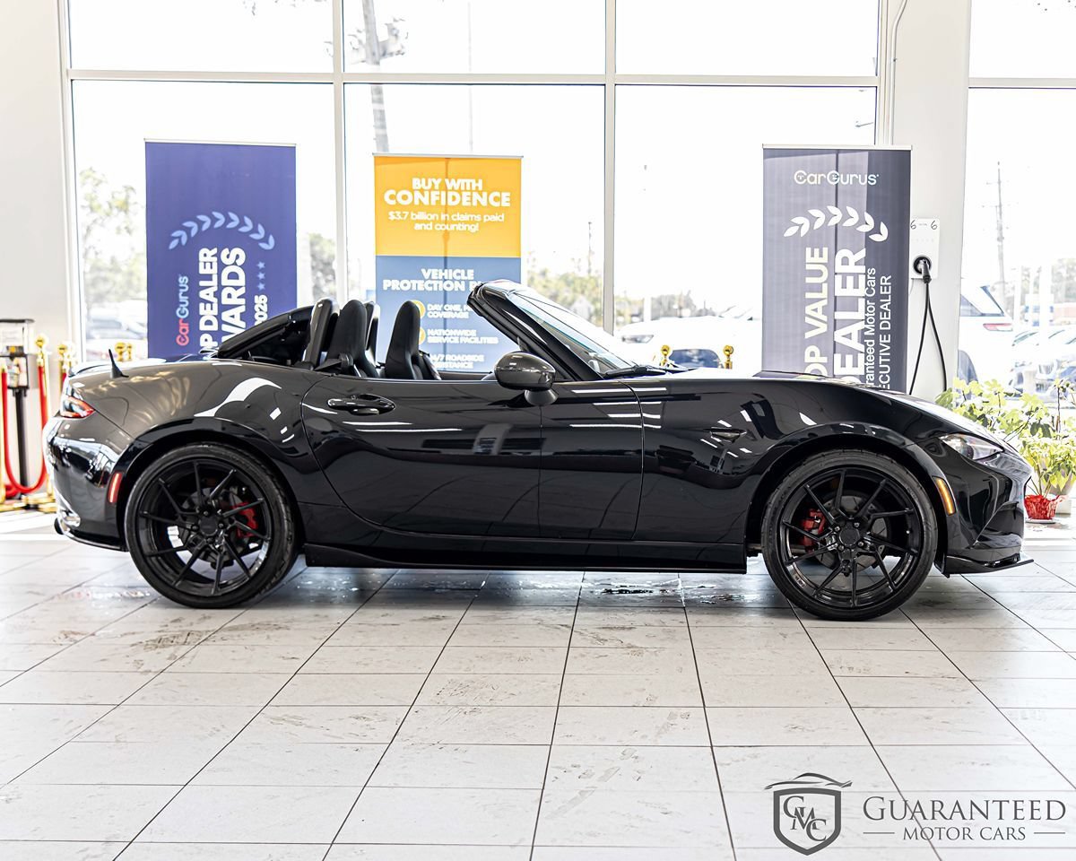 Used 2019 MAZDA MX-5 Miata Sport w/ I-ACTIVSENSE Sport Package RWD image 9