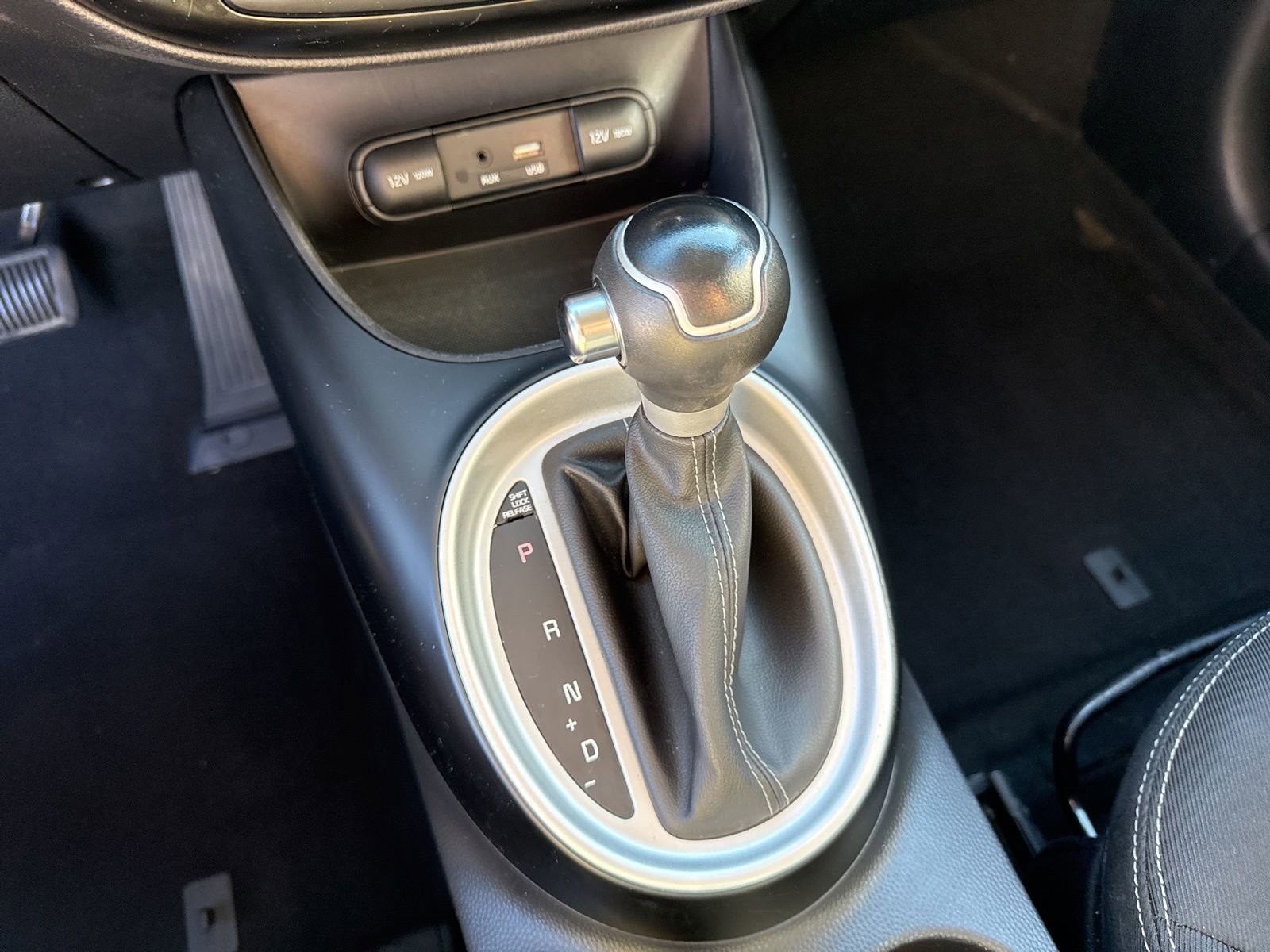 Used 2017 Kia Soul + image 22