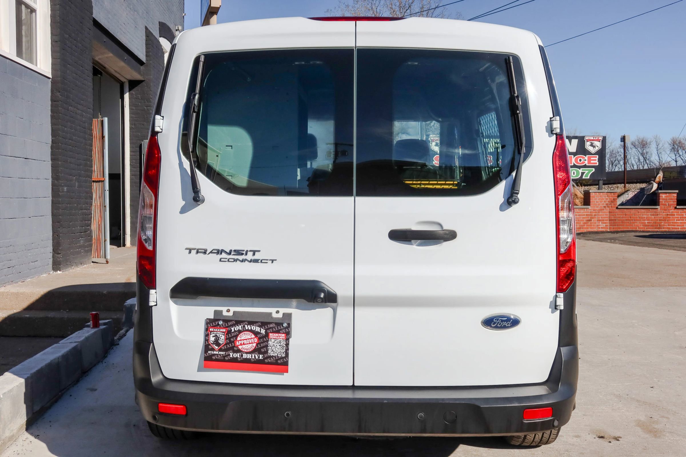 Used 2020 Ford Transit Connect XL image 5