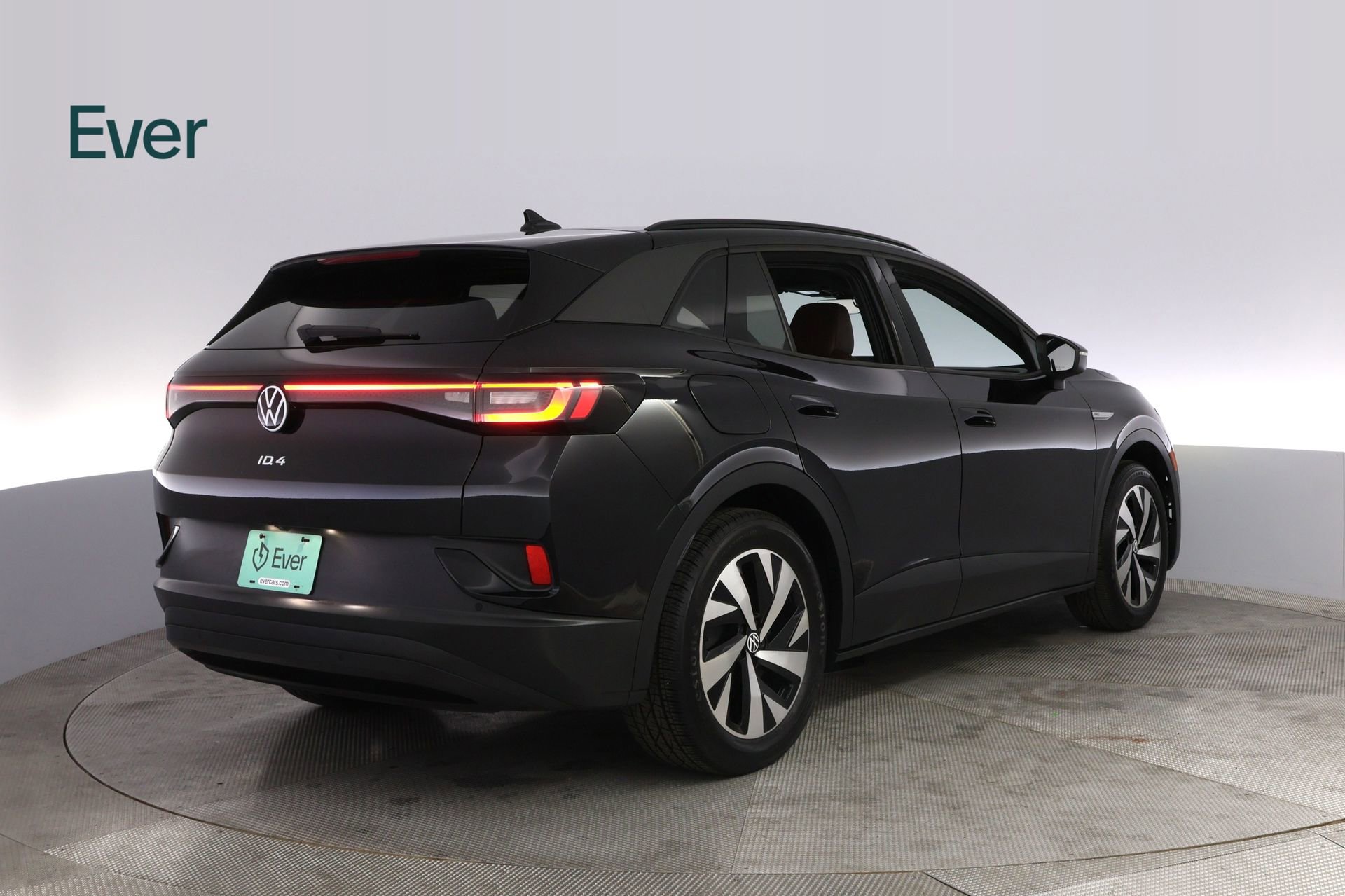 Used 2023 Volkswagen ID.4 Pro image 3