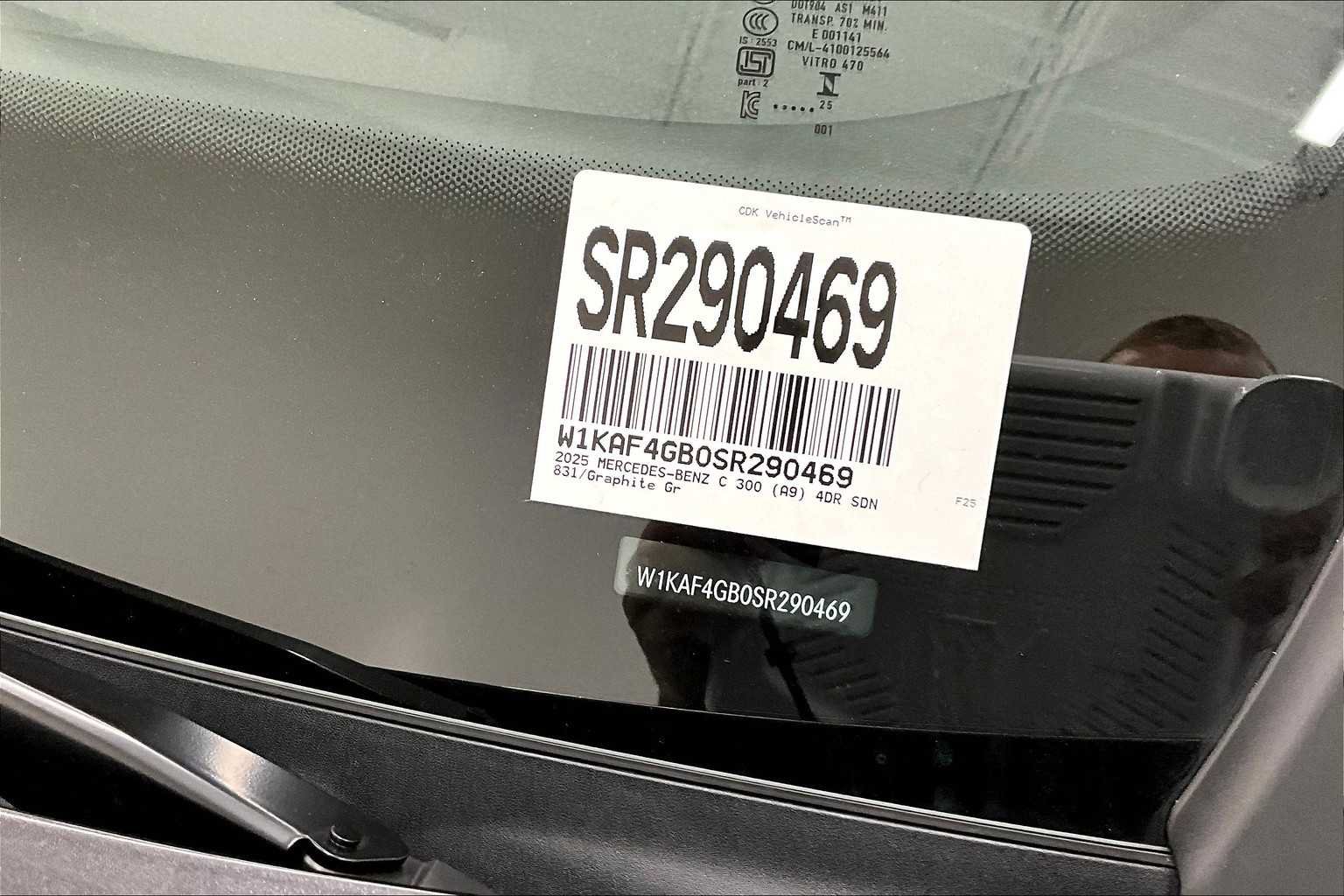 New 2025 Mercedes-Benz C 300 Sedan image 22