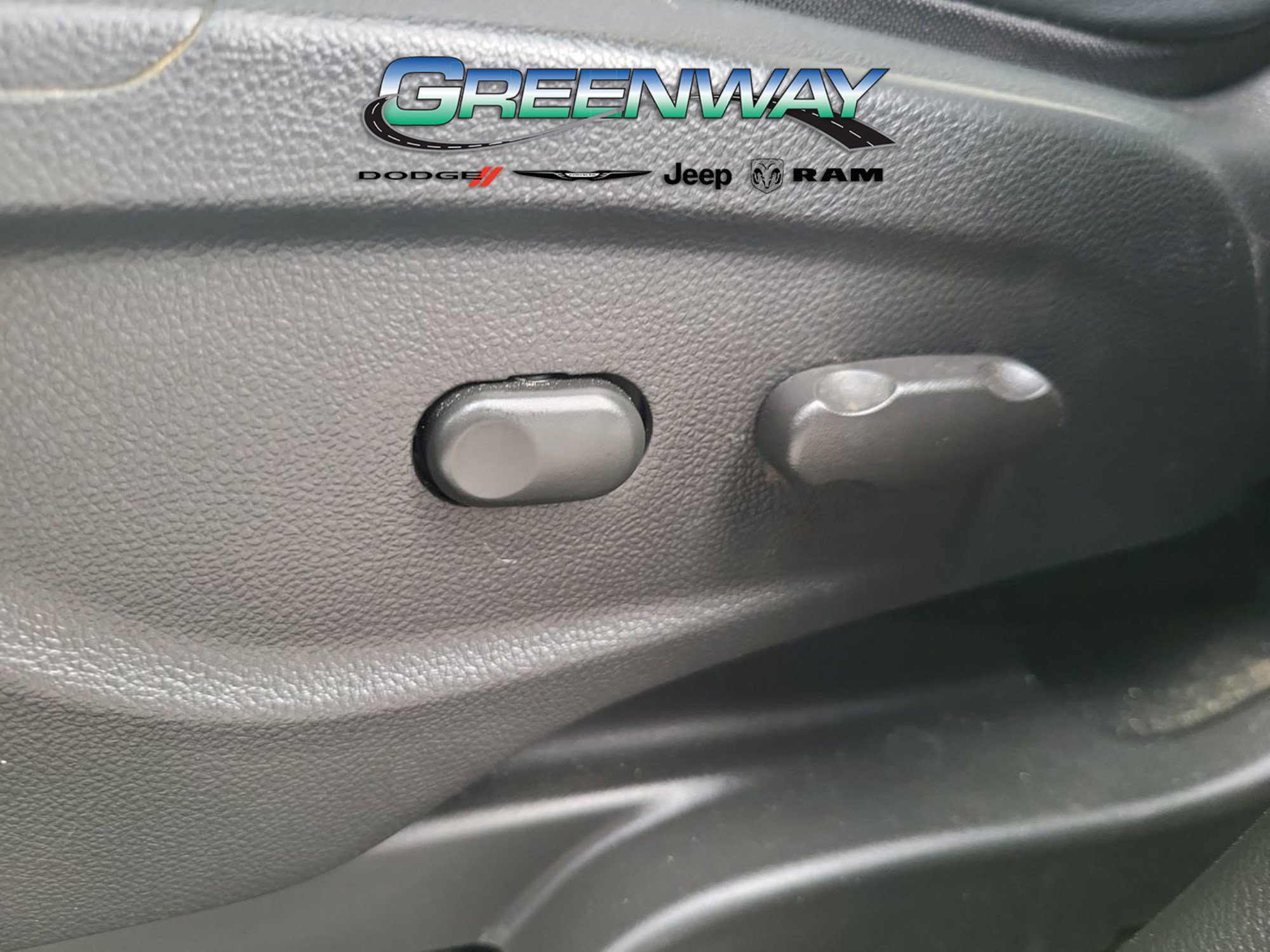 Used 2020 Buick Encore Preferred w/ Safety Package image 16