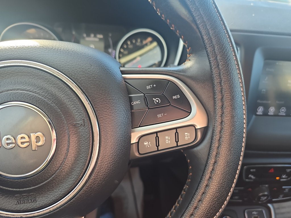 Used 2019 Jeep Compass Latitude w/ Safety & Security Group AWD/4WD image 17