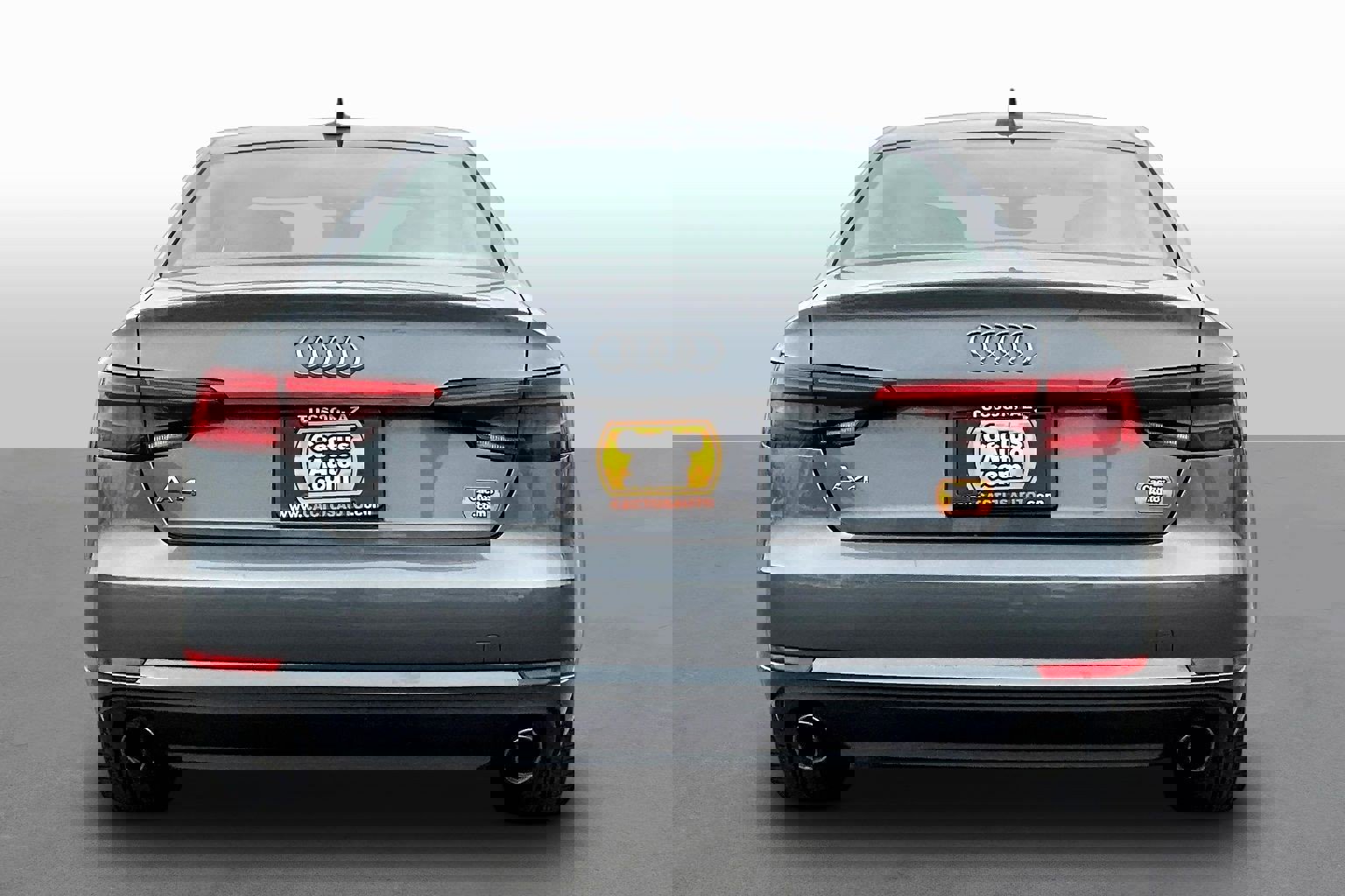 Used 2017 Audi A4 2.0T Premium w/ Convenience Package image 4