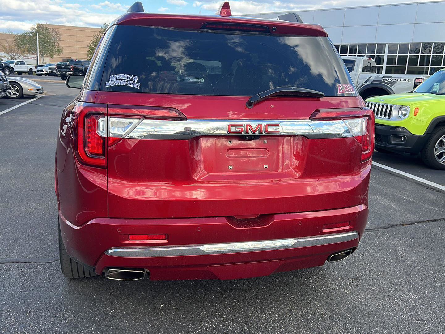 Used 2021 GMC Acadia Denali w/ Denali Ultimate Package AWD/4WD image 7