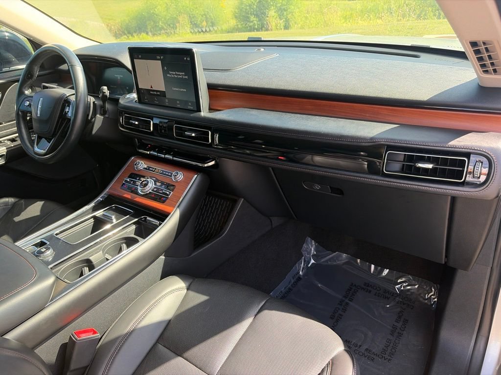 Used 2020 Lincoln Aviator Reserve w/ Class IV Trailer Tow Package AWD/4WD image 12