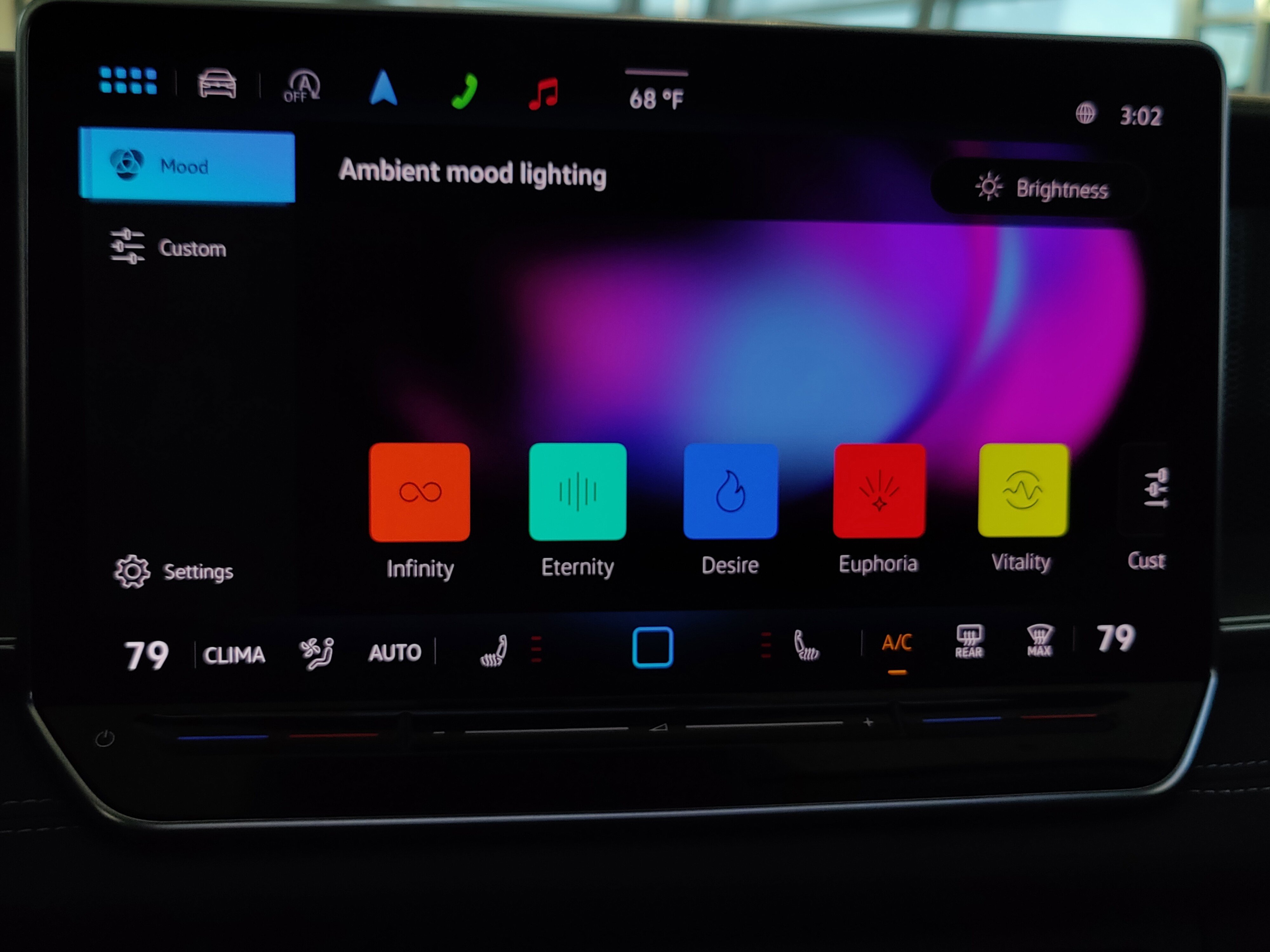 Used 2025 Volkswagen Tiguan SE image 22