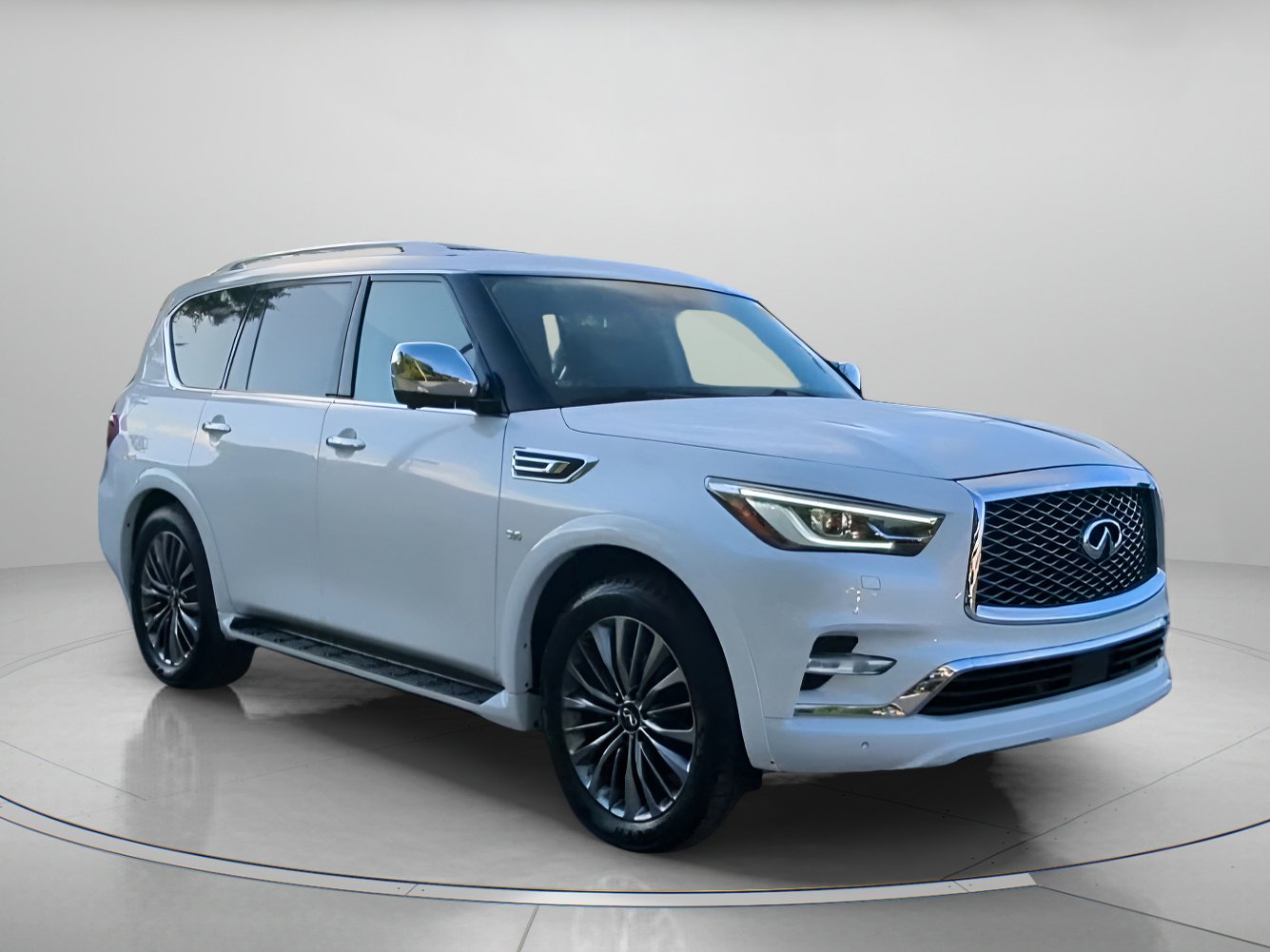 Used 2019 INFINITI QX80 Luxe w/ Proactive Package AWD/4WD image 2