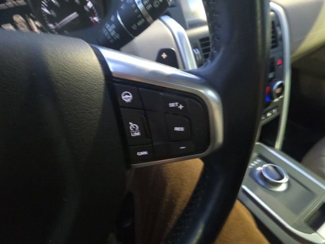 Used 2016 Land Rover Discovery Sport HSE image 18