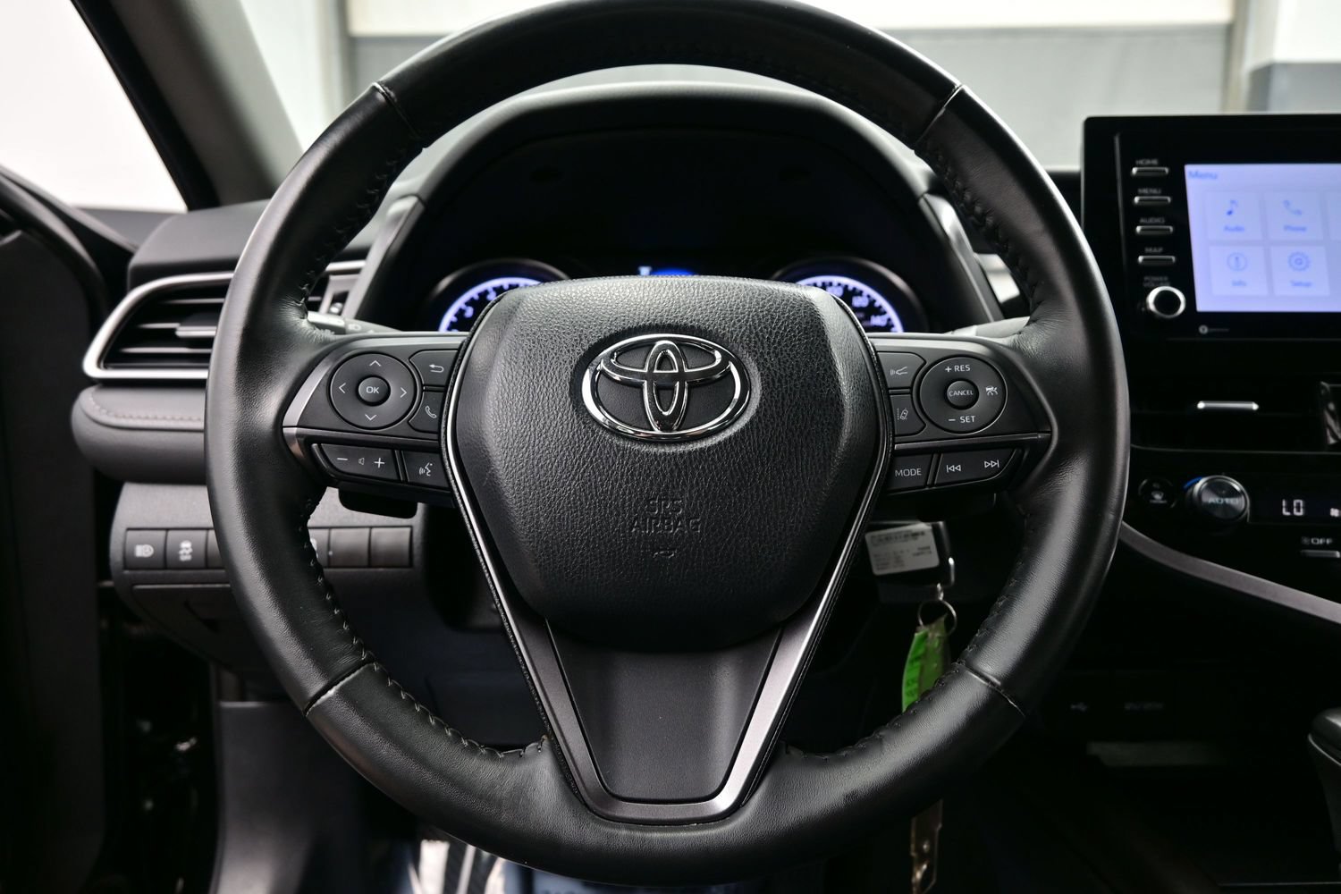Used 2024 Toyota Camry SE FWD image 22