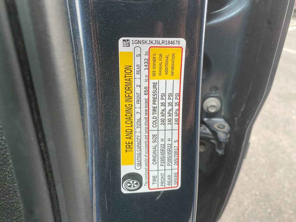 Used 2020 Chevrolet Suburban Premier image 32