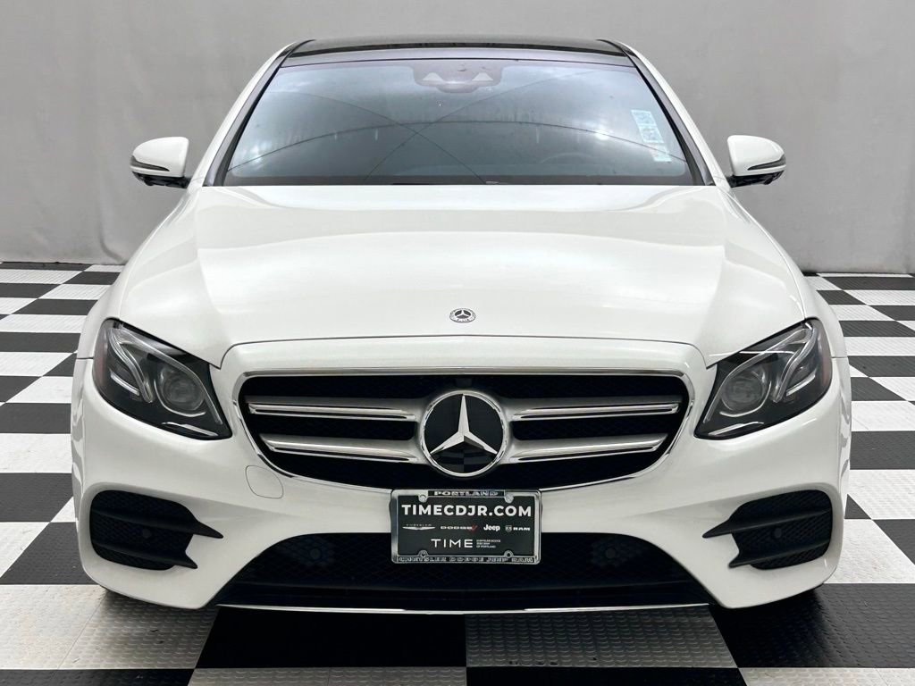 Used 2018 Mercedes-Benz E 300 4MATIC image 3