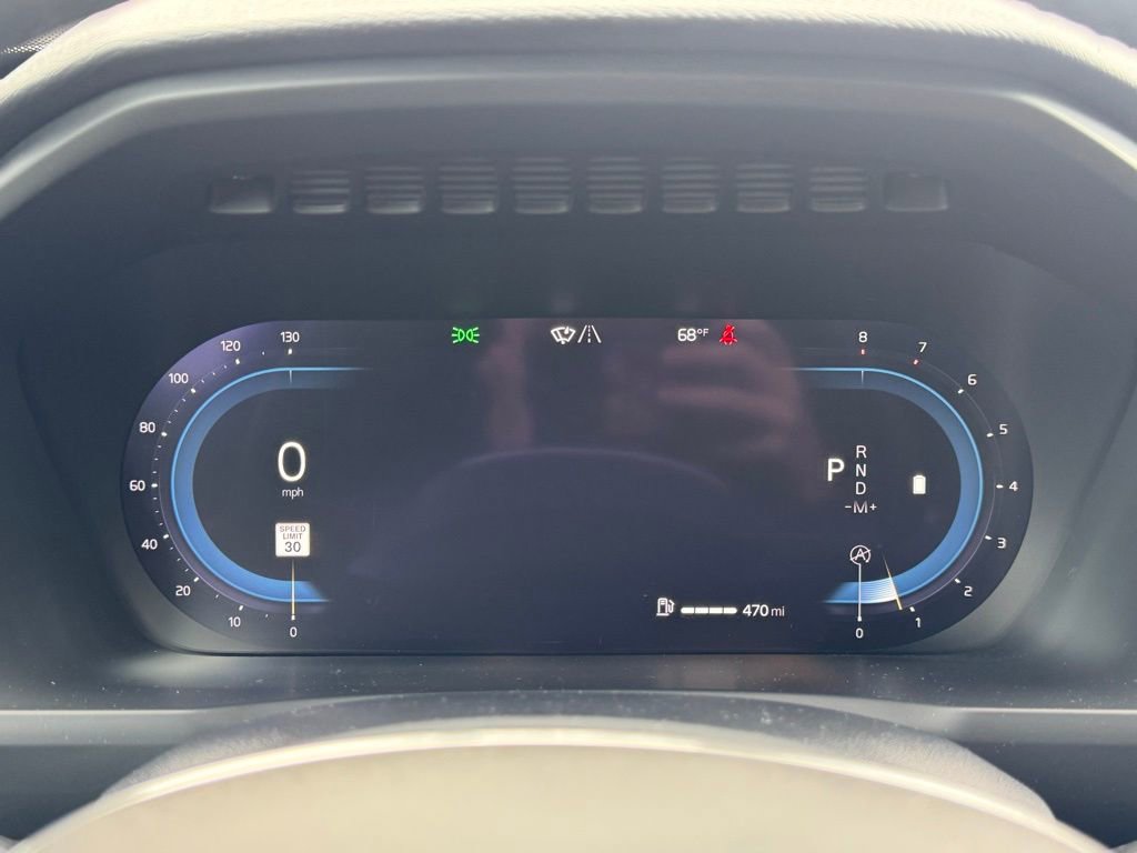 Used 2023 Volvo XC90 B5 Plus image 16