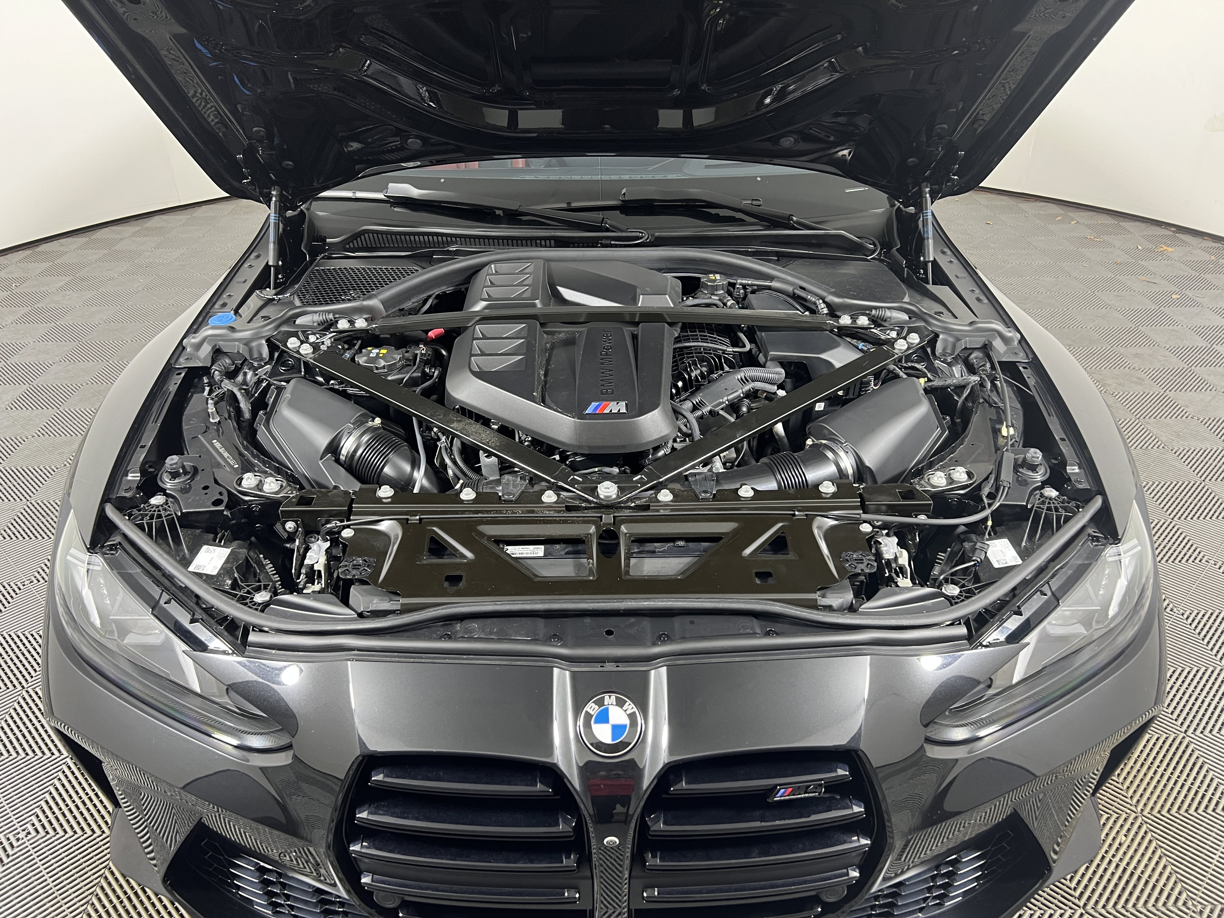 Used 2025 BMW M4 xDrive Competition w/ Executive Package AWD/4WD image 20