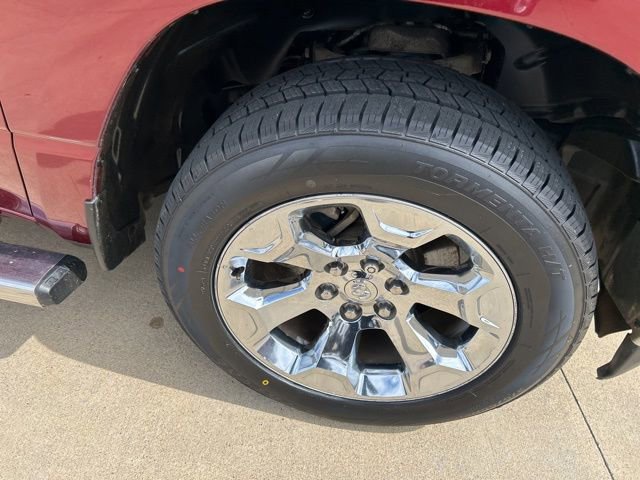 Used 2019 RAM 1500 Big Horn AWD/4WD image 12