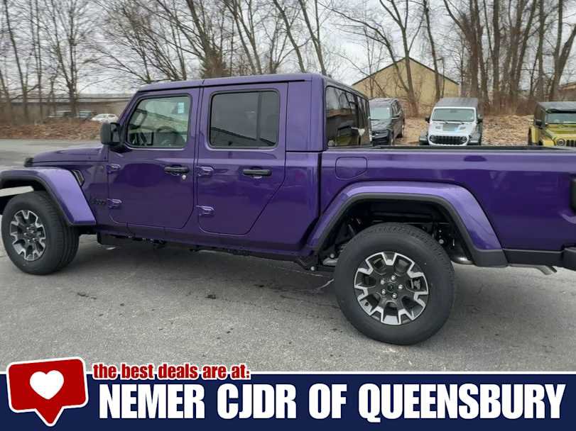 New 2026 Jeep Gladiator Sport AWD/4WD image 6