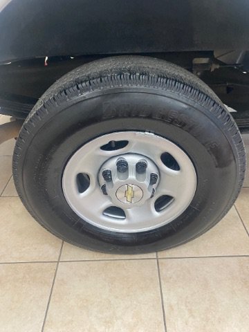 Used 2022 Chevrolet Express 3500 Extended w/ Driver Convenience Package RWD image 27
