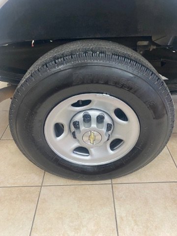 Used 2022 Chevrolet Express 3500 Extended w/ Driver Convenience Package RWD image 27