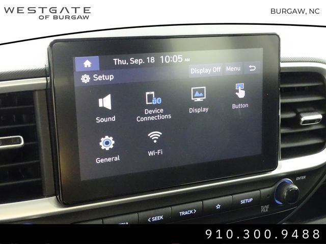 Used 2024 Hyundai Venue SEL image 26