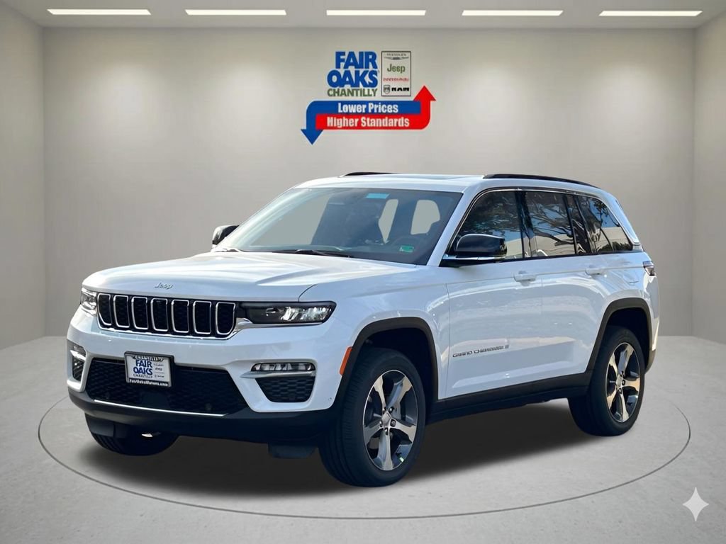 New 2025 Jeep Grand Cherokee Limited w/ Luxury Tech Group II AWD/4WD image 2