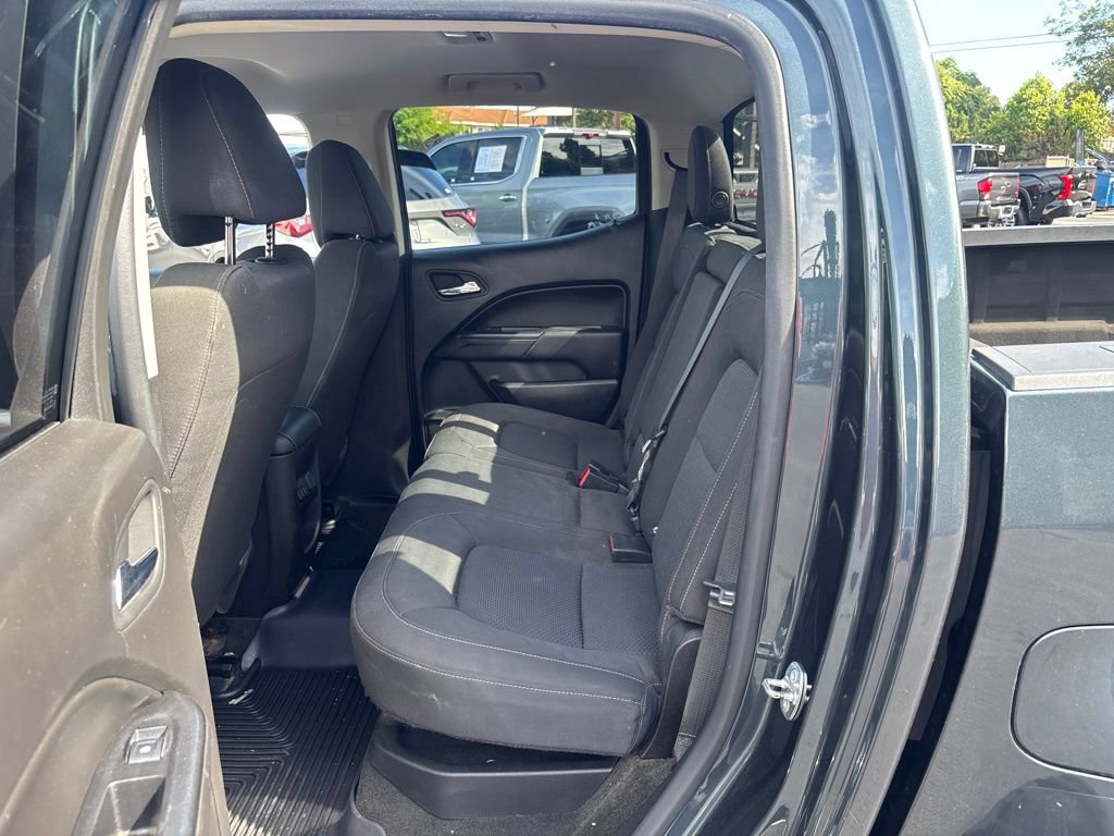 Used 2017 Chevrolet Colorado LT w/ LT Convenience Package RWD image 11