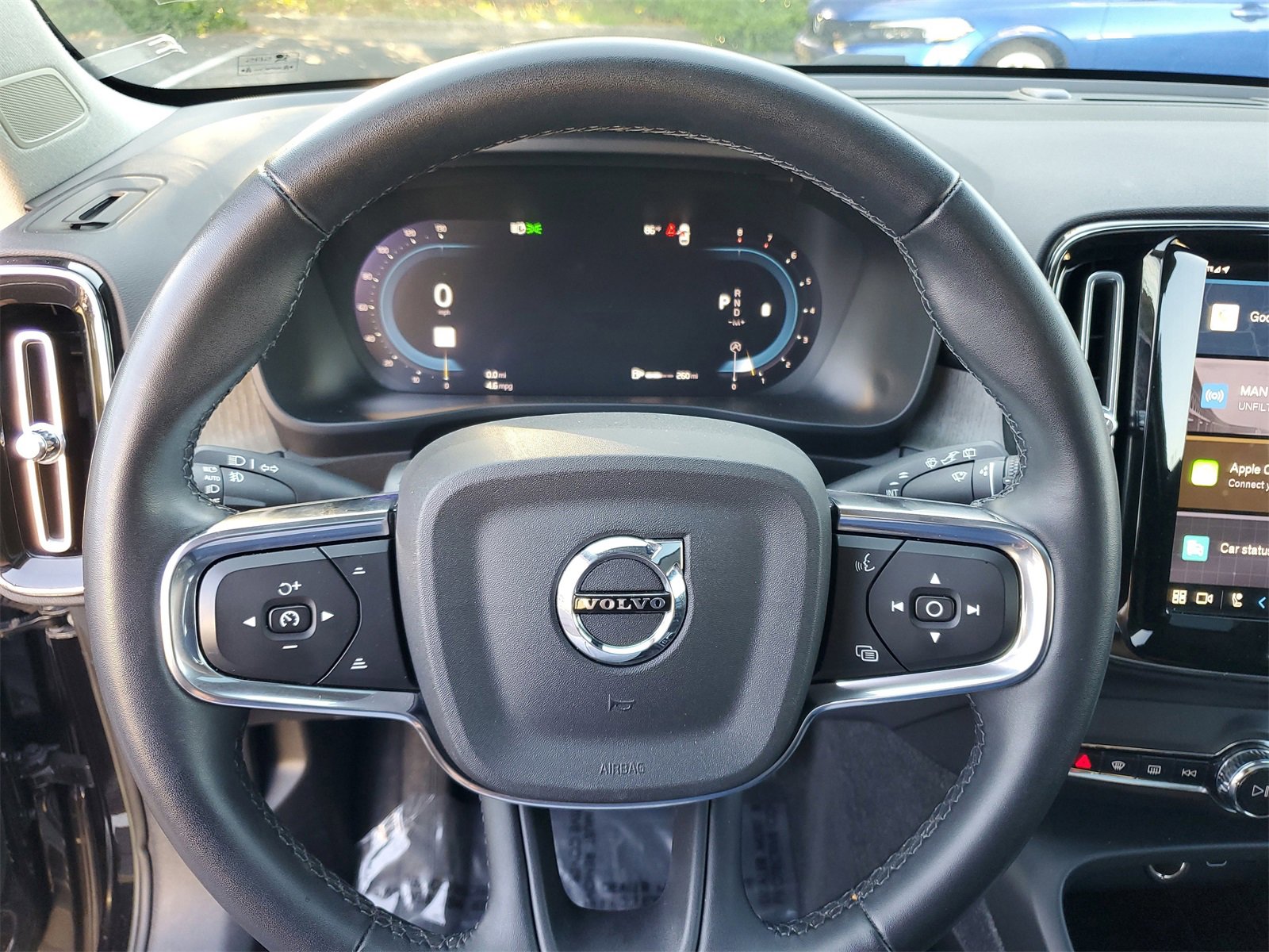 Used 2023 Volvo XC40 B5 Plus w/ Driver Assist Package image 11