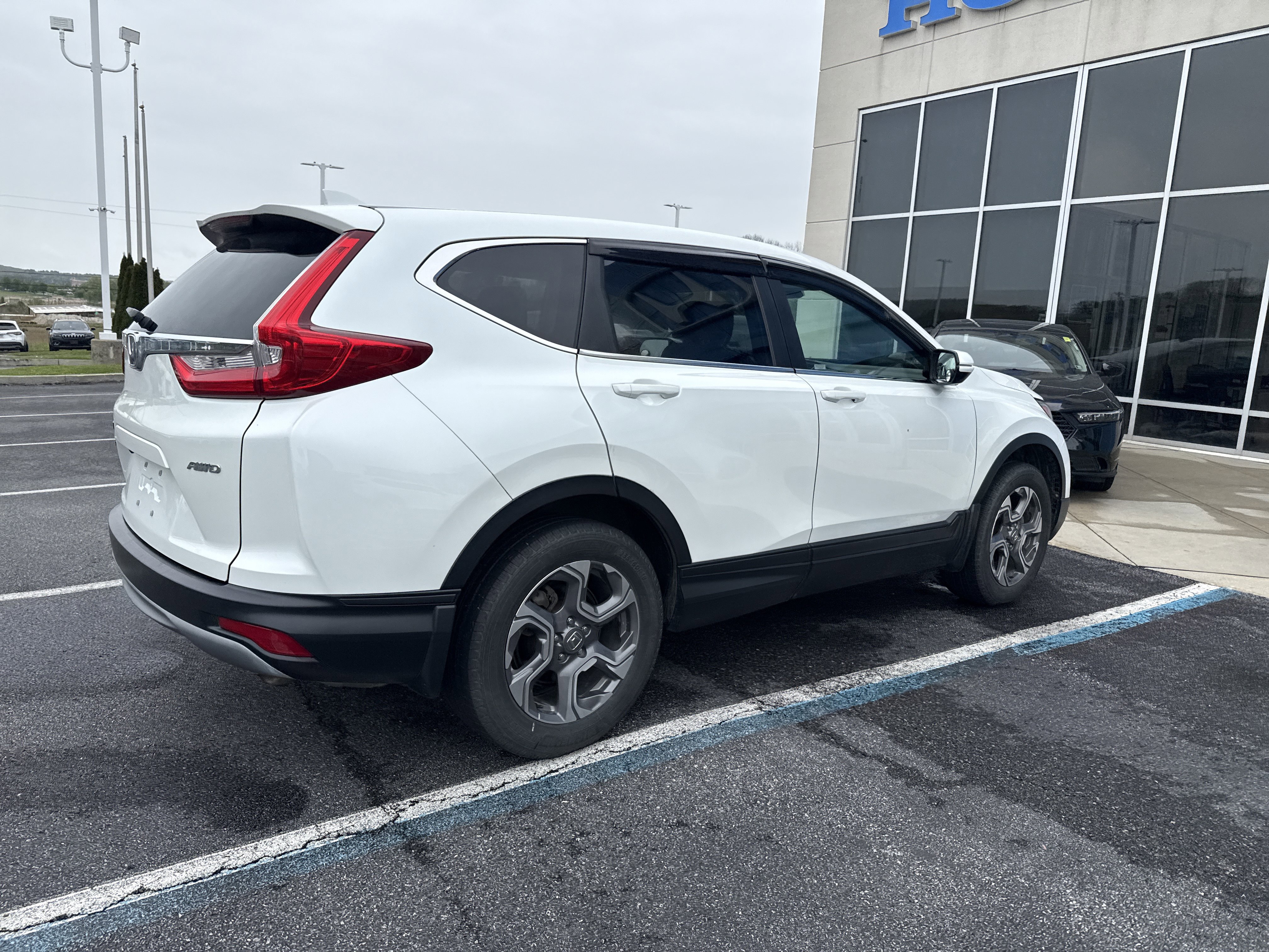 Used 2019 Honda CR-V EX-L image 3