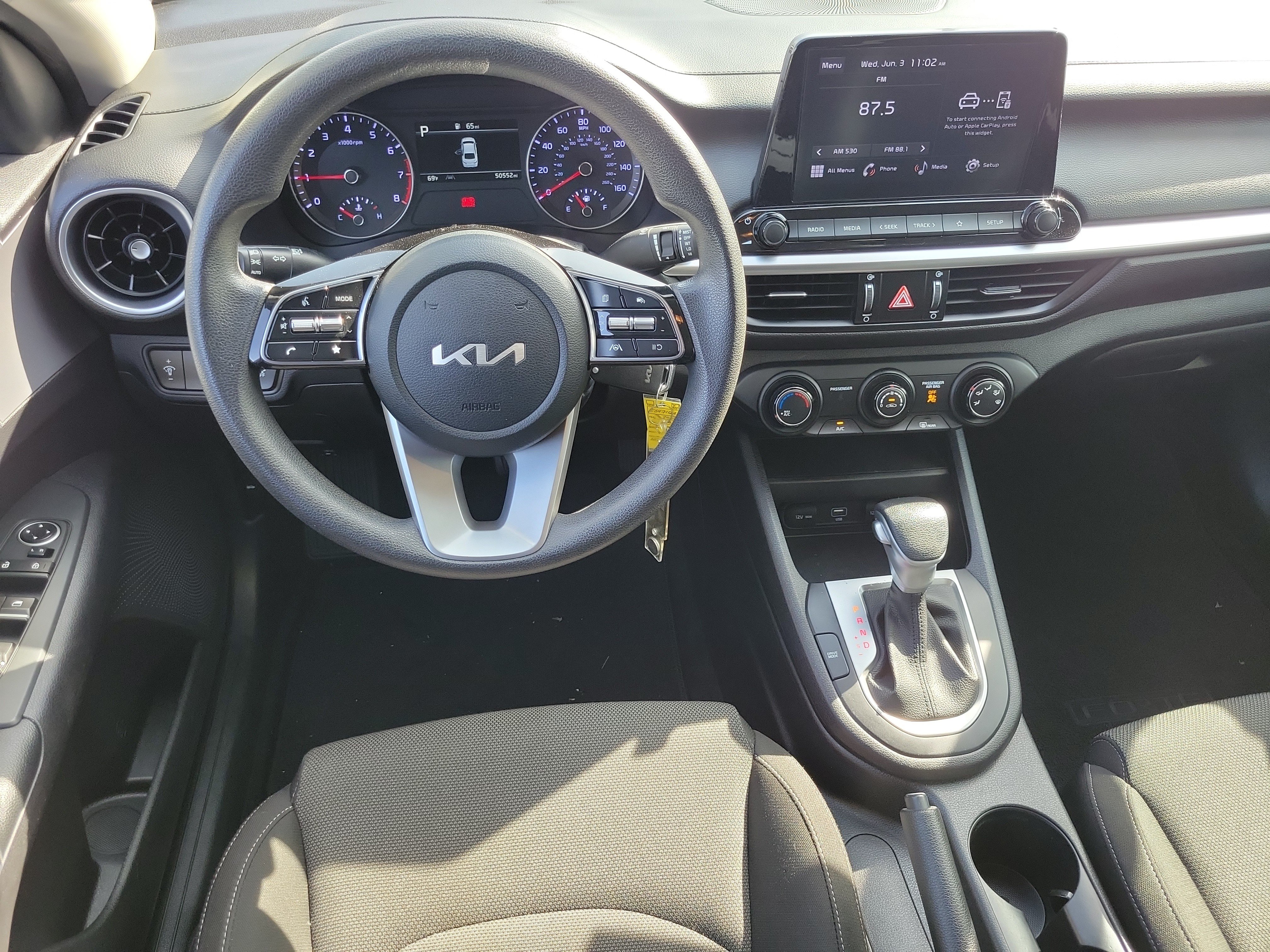 Used 2022 Kia Forte LXS FWD image 4