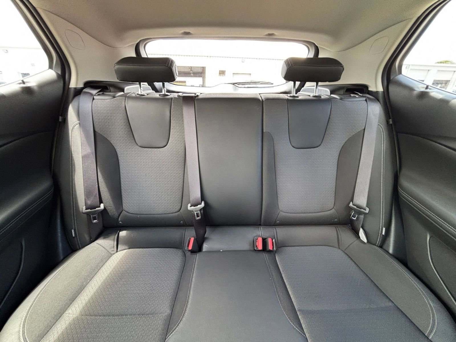 Used 2025 Buick Encore GX Preferred FWD image 37