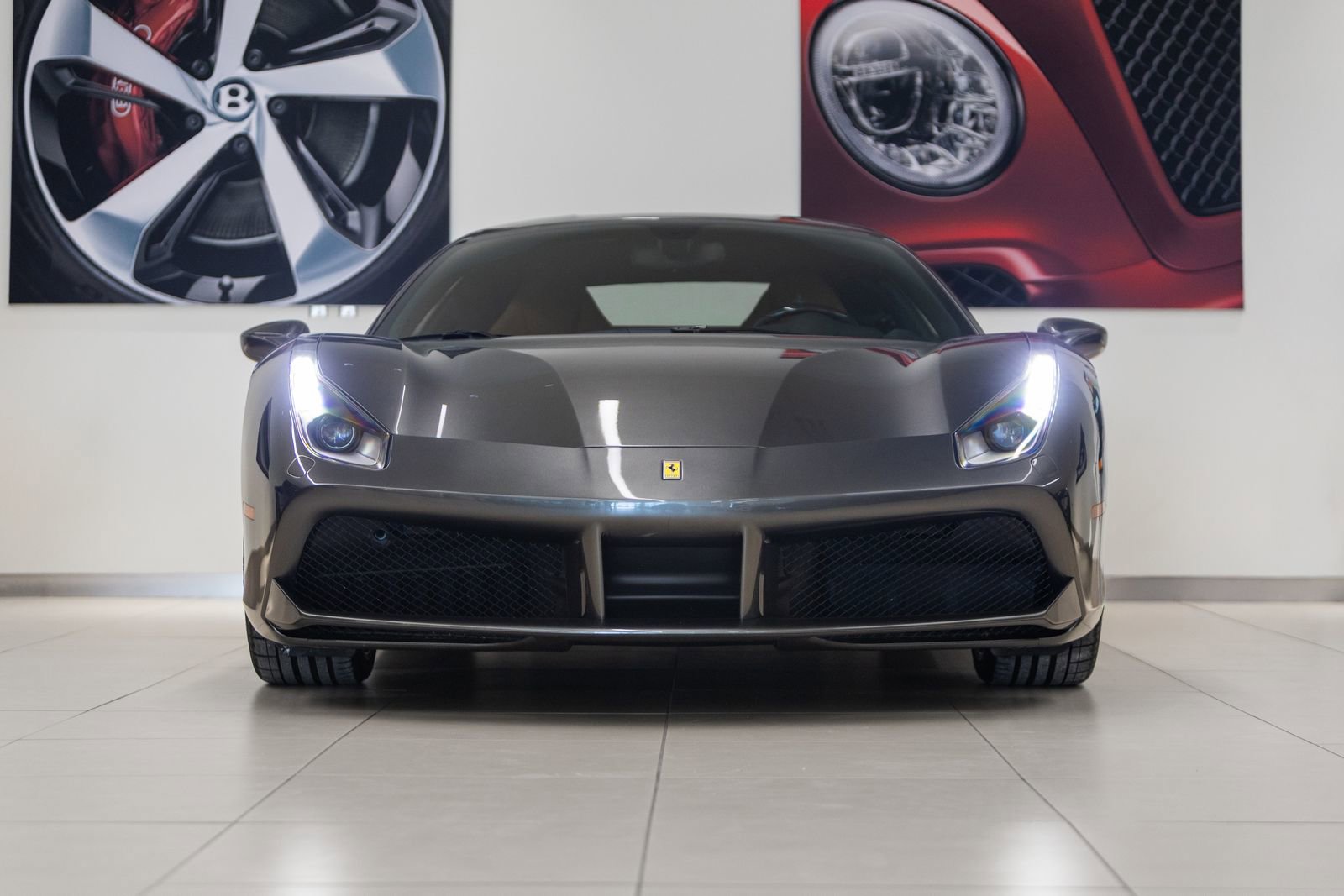 Used 2017 Ferrari 488 GTB image 42