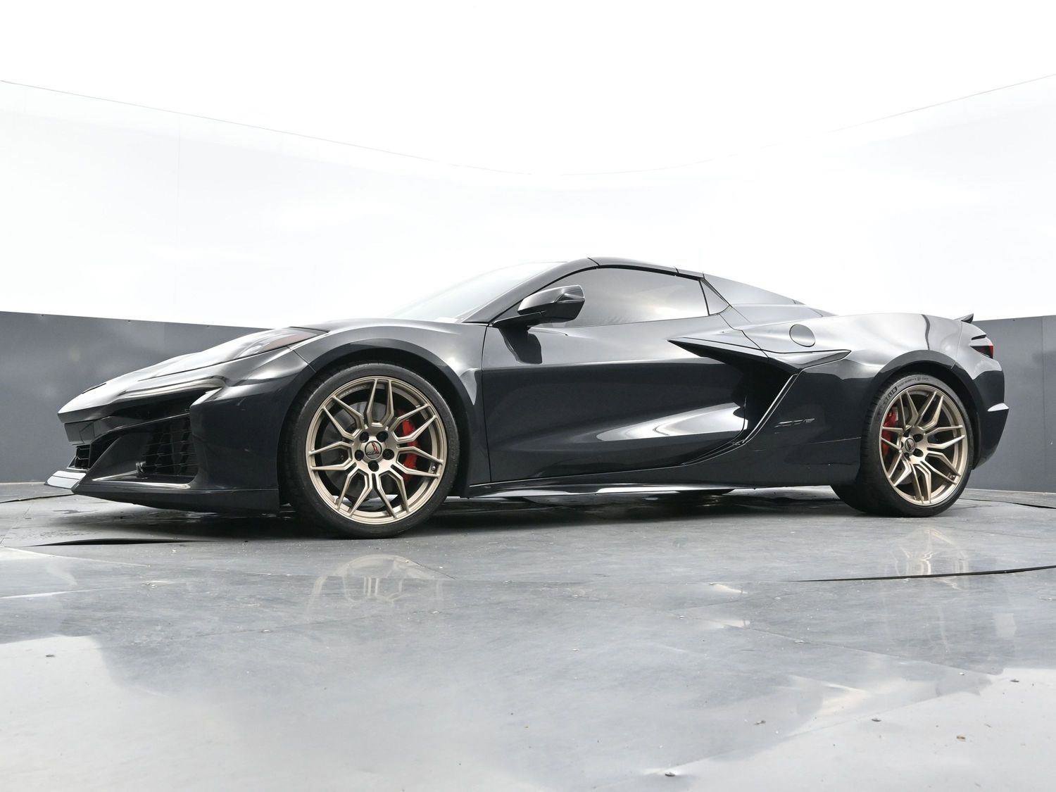 Used 2024 Chevrolet Corvette Z06 image 42