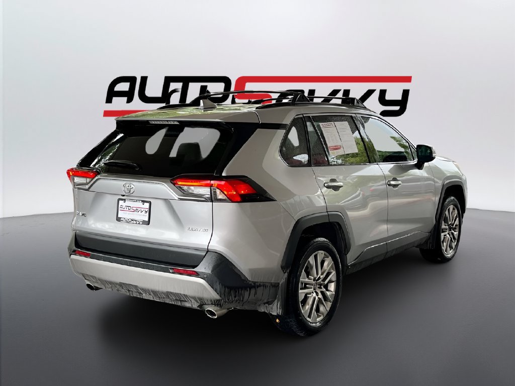Used 2025 Toyota RAV4 Limited FWD image 7